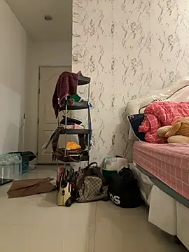 Ponthip webcam