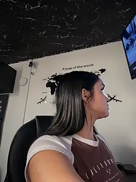 Isabella-Teen webcam