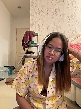 Ponthip webcam