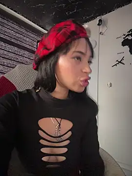 sasha-firee (F young) - Dildo in my pussy🍌