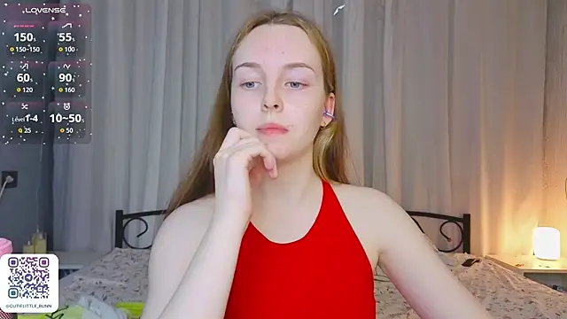 bae_cake_ webcam