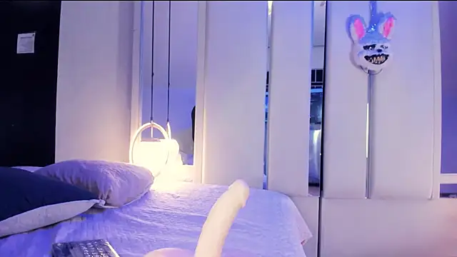 Broklinwhite_ webcam