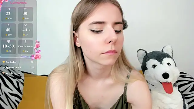 Honey_Lia live cam on StripChat