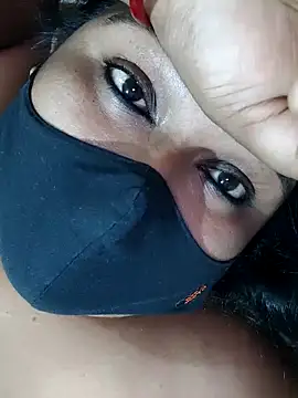 hotbhabhi011 webcam