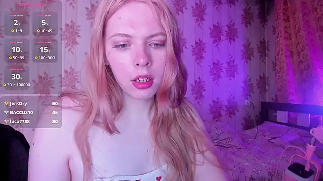 Cutie_Bambi webcam