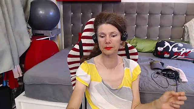 kellyterapy webcam