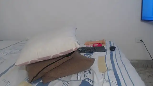 AlannaHarper webcam