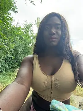 blackhotpartyts webcam