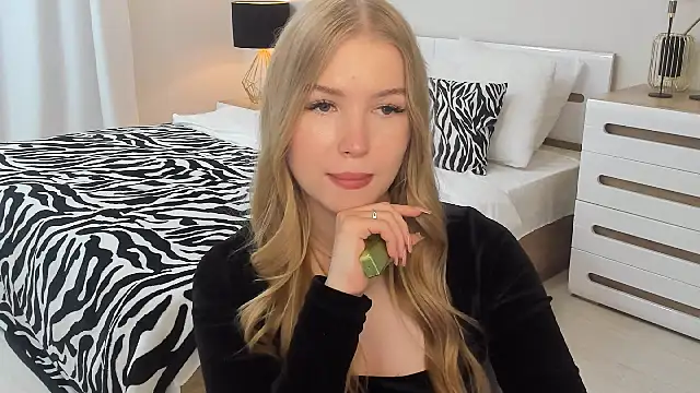 shy__lady webcam