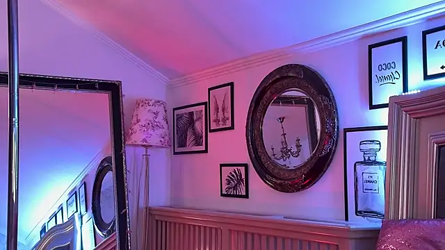 Amber_Luna webcam