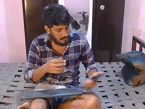 HotXKrish webcam