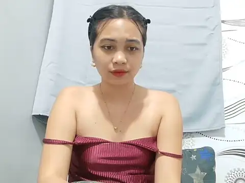 Ursexyasianskinny webcam