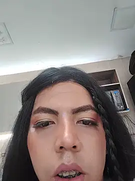 MiiaRestrepo webcam