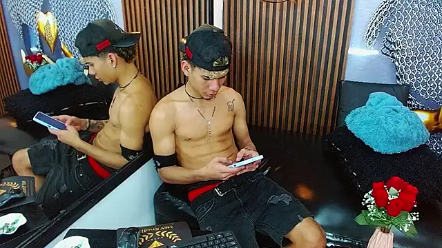 Skinny_cute_Alyer webcam