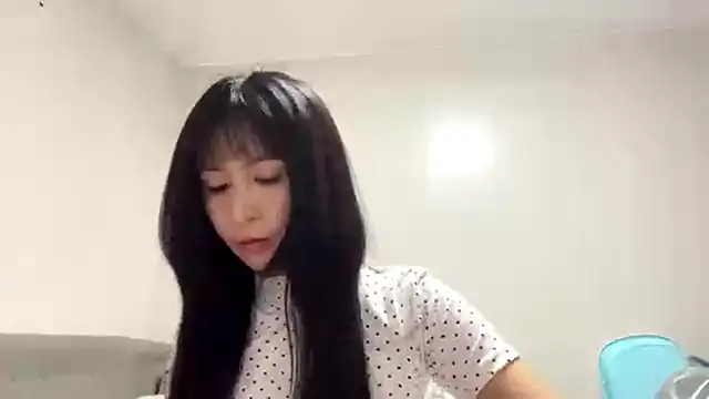 JulianaLusardi webcam