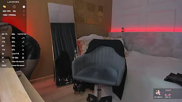 KylieMellow webcam