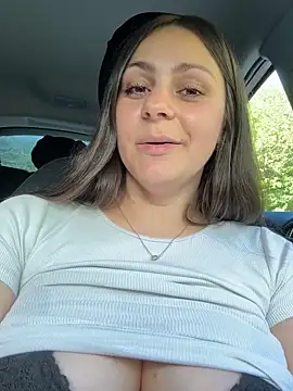 Loella-Rose webcam