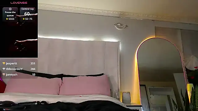 FRUITOFEDEN01 webcam