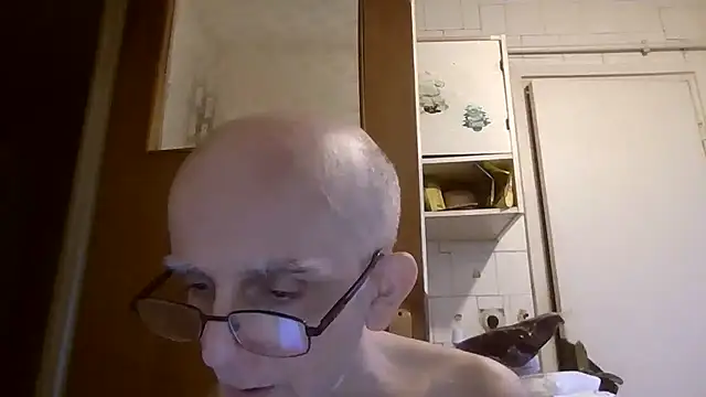 mariusica1@xh webcam