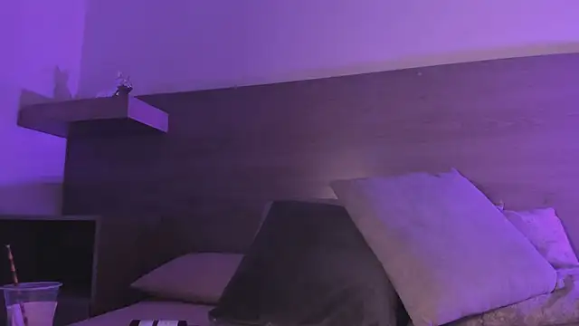 Ally_addams webcam