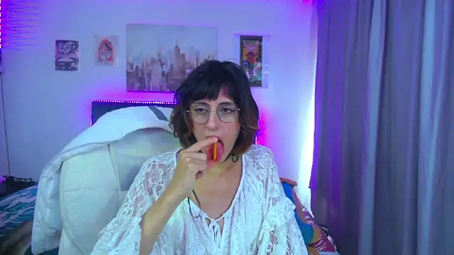 goth_minerva webcam