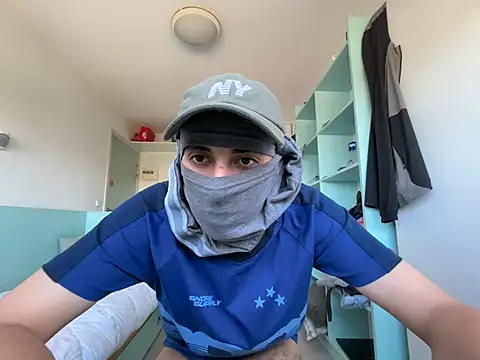 Rebeu_77 webcam