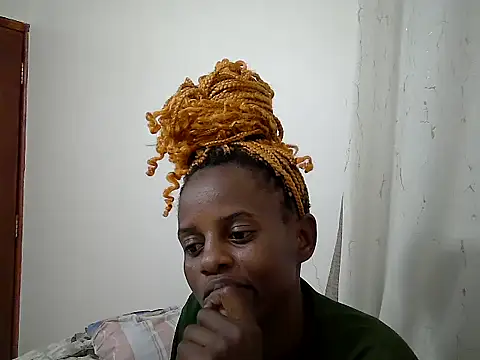 queen_beev webcam