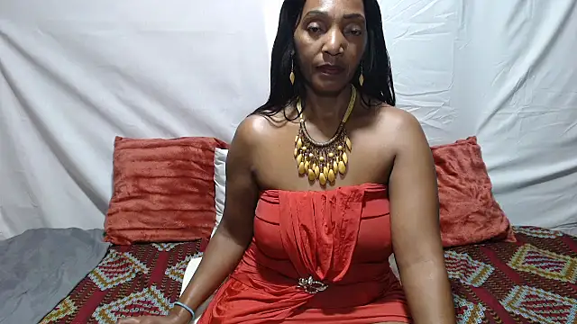 NikkyJigglesX webcam