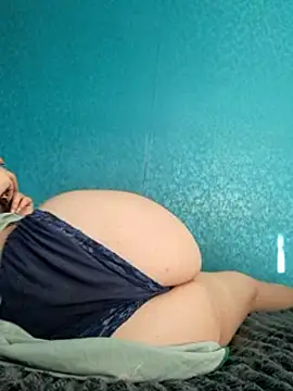 Rozaaaaforyoubigboob webcam