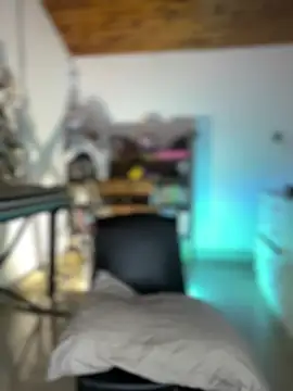 NikkiNix