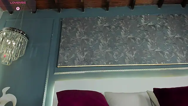 MiaKay1 webcam