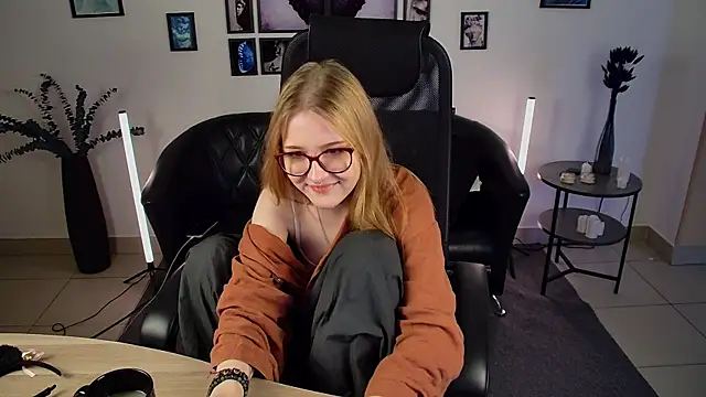 lanafitch webcam