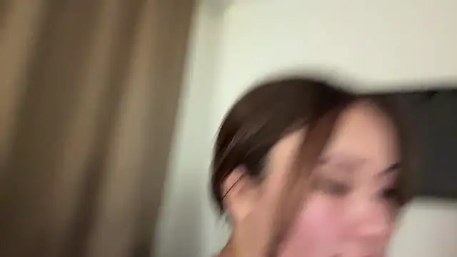 ur_neighbor_kira's live room