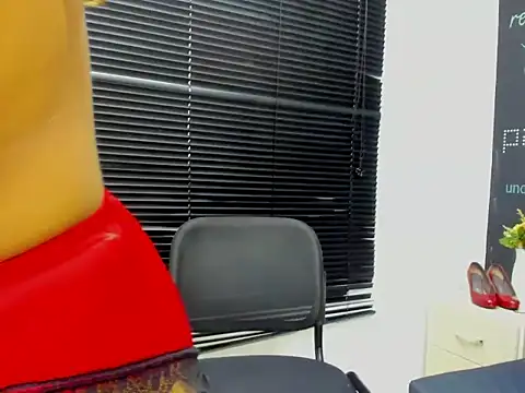 Nicole_Exocti webcam
