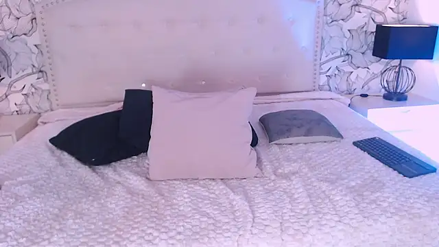 Venusandrea29 webcam