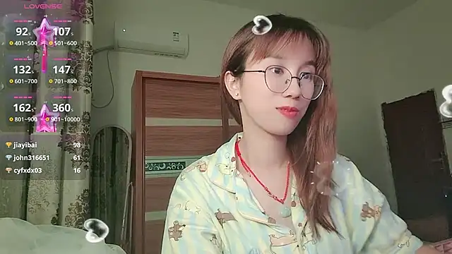 Lili_666 webcam