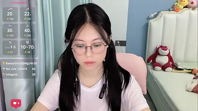 Luna-666 webcam