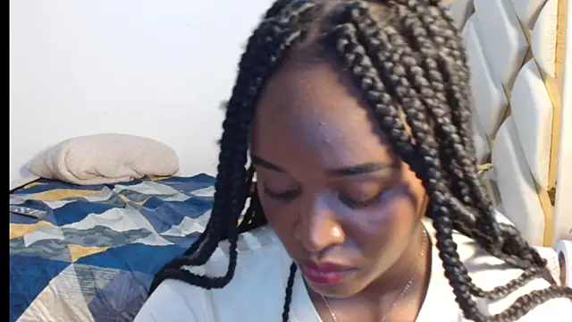 yanadebayo - YANADEBAYO's free webcam - UK Sex Cams