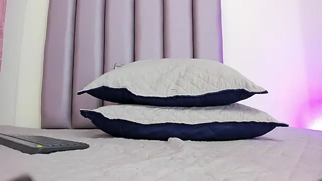 Aura-bakerr webcam