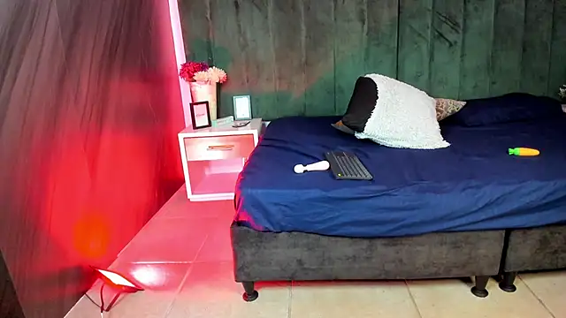Alana_Petite_ webcam