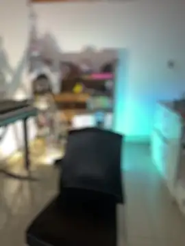 nikkinix's live room