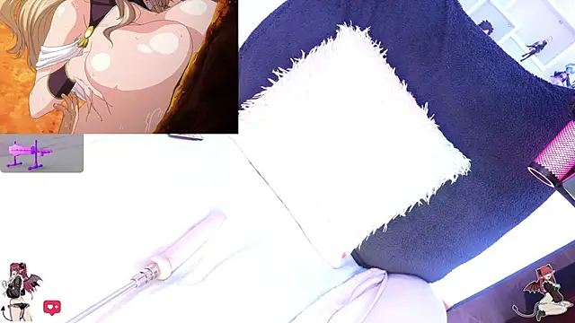 Kira-- webcam