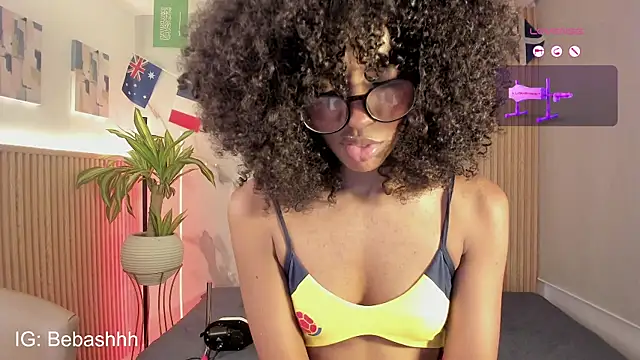 Fyre_divine live cam on StripChat