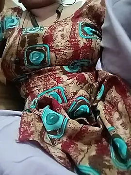 Menka_cut34 webcam