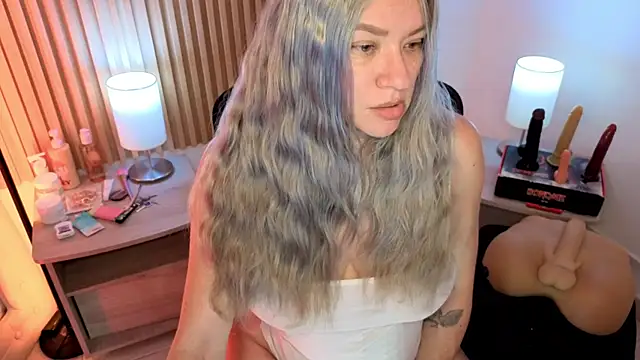 MarianL0ve webcam