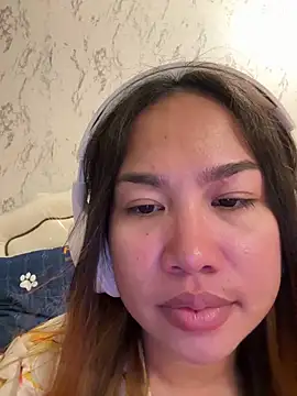 Ponthip webcam