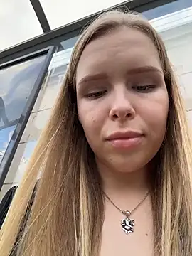 Liza_risky
