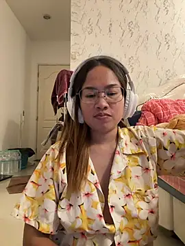 Ponthip webcam