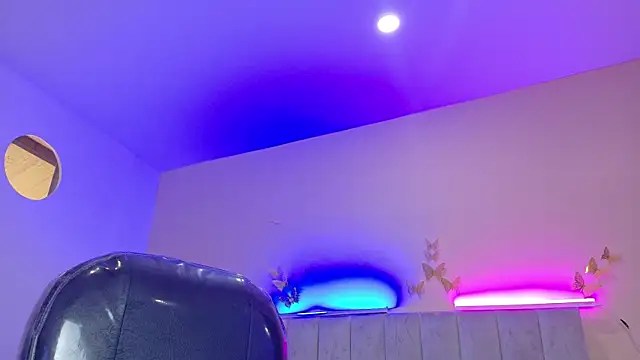 Nascary_Fox webcam