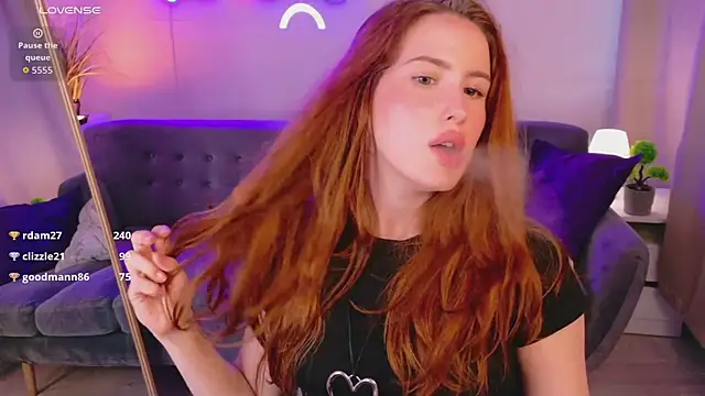 ChloeAster webcam